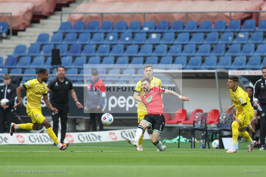 Heinz von Heiden Arena, Hannover, 02.06.2024, sport, action, DFB, Fussball, Regionalliga Nordost, Regionalliga Bayern, Relegation, Relegation zur 3. Liga, FWK, H96, FC Würzburger Kickers, Hannover 96 II - Bild-ID: 2414031 Heinz von Heiden Arena, Hannover, 02.06.2024, sport, action, DFB, Fussball, Regionalliga Nordost, Regionalliga Bayern, Relegation, Relegation zur 3. Liga, FWK, H96, FC Würzburger Kickers, Hannover 96 II - Bild-ID: 2414031
