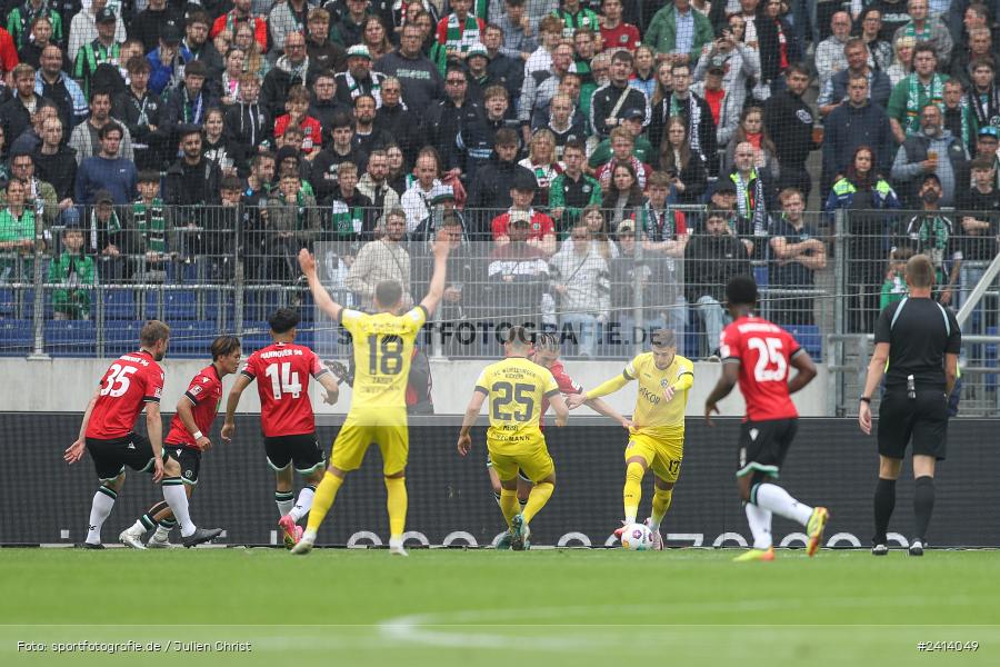 Heinz von Heiden Arena, Hannover, 02.06.2024, sport, action, DFB, Fussball, Regionalliga Nordost, Regionalliga Bayern, Relegation, Relegation zur 3. Liga, FWK, H96, FC Würzburger Kickers, Hannover 96 II - Bild-ID: 2414049