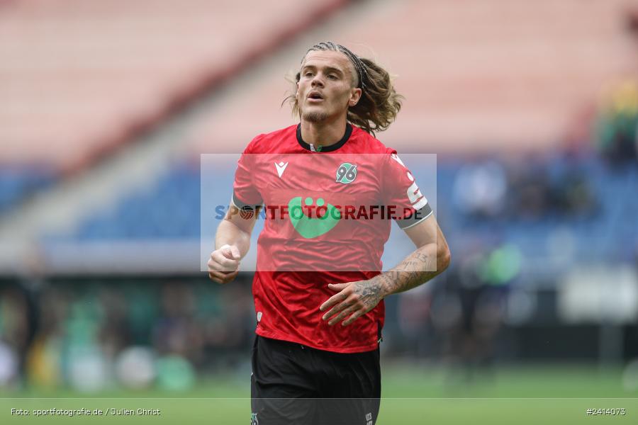 Heinz von Heiden Arena, Hannover, 02.06.2024, sport, action, DFB, Fussball, Regionalliga Nordost, Regionalliga Bayern, Relegation, Relegation zur 3. Liga, FWK, H96, FC Würzburger Kickers, Hannover 96 II - Bild-ID: 2414073 Heinz von Heiden Arena, Hannover, 02.06.2024, sport, action, DFB, Fussball, Regionalliga Nordost, Regionalliga Bayern, Relegation, Relegation zur 3. Liga, FWK, H96, FC Würzburger Kickers, Hannover 96 II - Bild-ID: 2414073