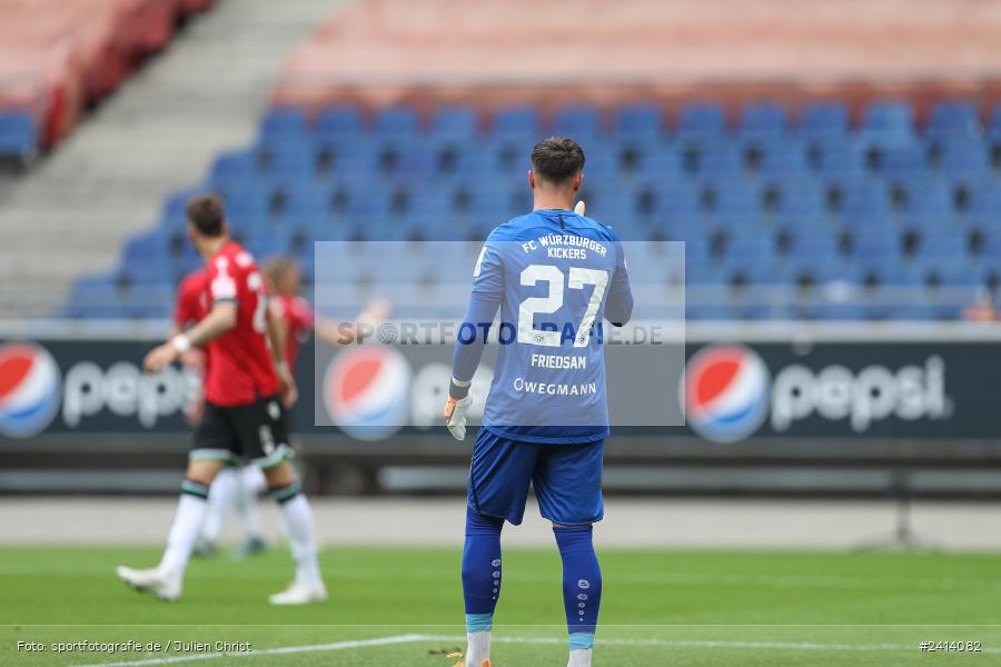 Heinz von Heiden Arena, Hannover, 02.06.2024, sport, action, DFB, Fussball, Regionalliga Nordost, Regionalliga Bayern, Relegation, Relegation zur 3. Liga, FWK, H96, FC Würzburger Kickers, Hannover 96 II - Bild-ID: 2414082