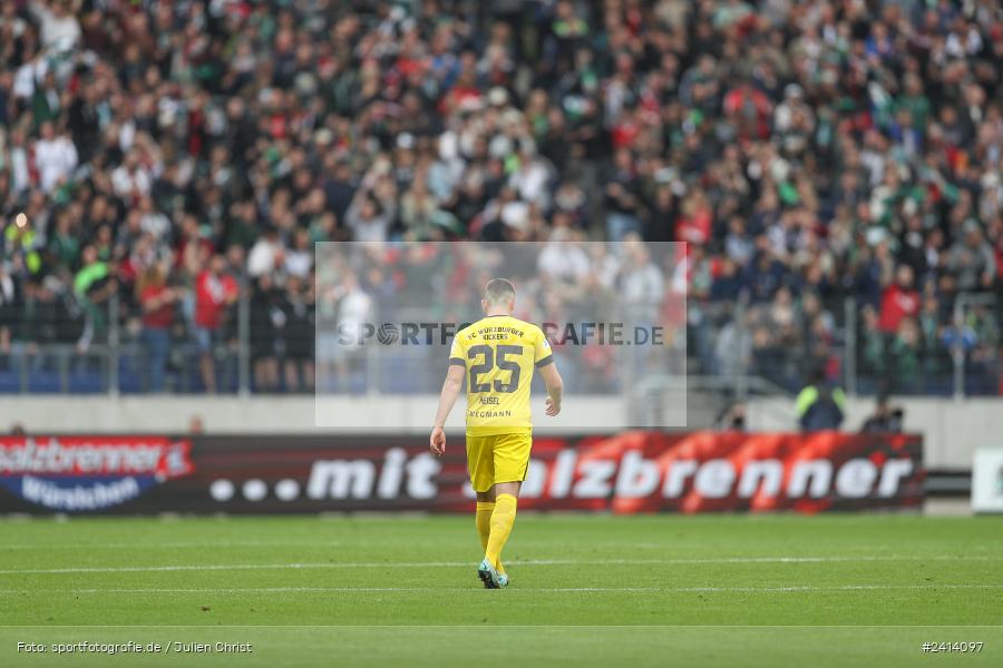 Heinz von Heiden Arena, Hannover, 02.06.2024, sport, action, DFB, Fussball, Regionalliga Nordost, Regionalliga Bayern, Relegation, Relegation zur 3. Liga, FWK, H96, FC Würzburger Kickers, Hannover 96 II - Bild-ID: 2414097