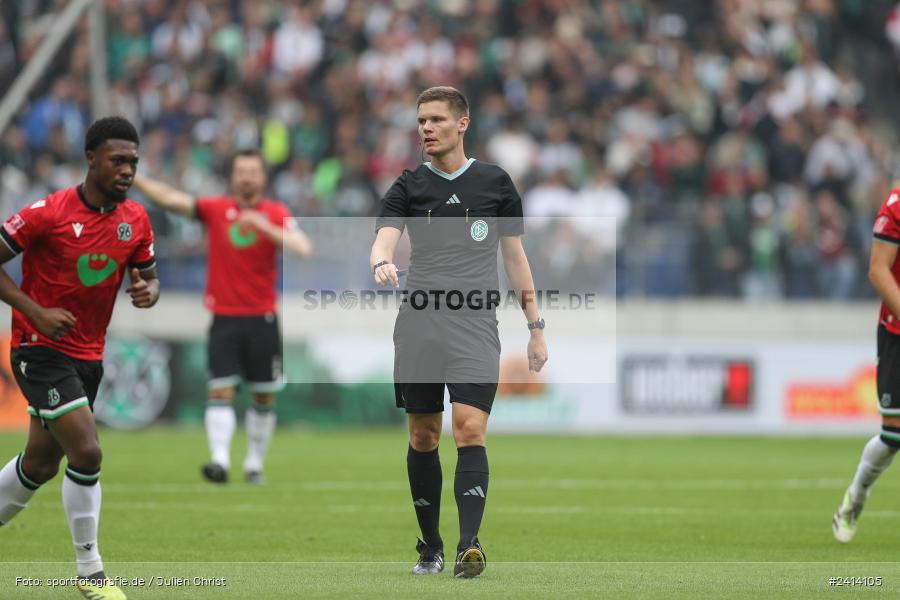 Heinz von Heiden Arena, Hannover, 02.06.2024, sport, action, DFB, Fussball, Regionalliga Nordost, Regionalliga Bayern, Relegation, Relegation zur 3. Liga, FWK, H96, FC Würzburger Kickers, Hannover 96 II - Bild-ID: 2414105