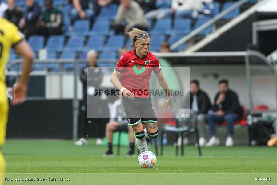 Heinz von Heiden Arena, Hannover, 02.06.2024, sport, action, DFB, Fussball, Regionalliga Nordost, Regionalliga Bayern, Relegation, Relegation zur 3. Liga, FWK, H96, FC Würzburger Kickers, Hannover 96 II - Bild-ID: 2414138 Heinz von Heiden Arena, Hannover, 02.06.2024, sport, action, DFB, Fussball, Regionalliga Nordost, Regionalliga Bayern, Relegation, Relegation zur 3. Liga, FWK, H96, FC Würzburger Kickers, Hannover 96 II - Bild-ID: 2414138