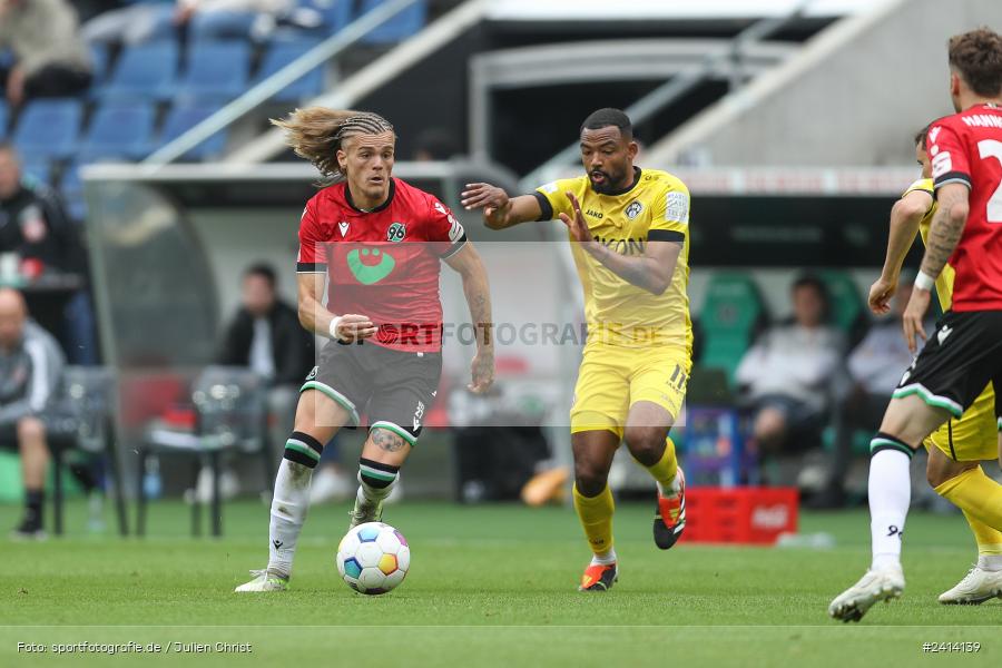 Heinz von Heiden Arena, Hannover, 02.06.2024, sport, action, DFB, Fussball, Regionalliga Nordost, Regionalliga Bayern, Relegation, Relegation zur 3. Liga, FWK, H96, FC Würzburger Kickers, Hannover 96 II - Bild-ID: 2414139 Heinz von Heiden Arena, Hannover, 02.06.2024, sport, action, DFB, Fussball, Regionalliga Nordost, Regionalliga Bayern, Relegation, Relegation zur 3. Liga, FWK, H96, FC Würzburger Kickers, Hannover 96 II - Bild-ID: 2414139