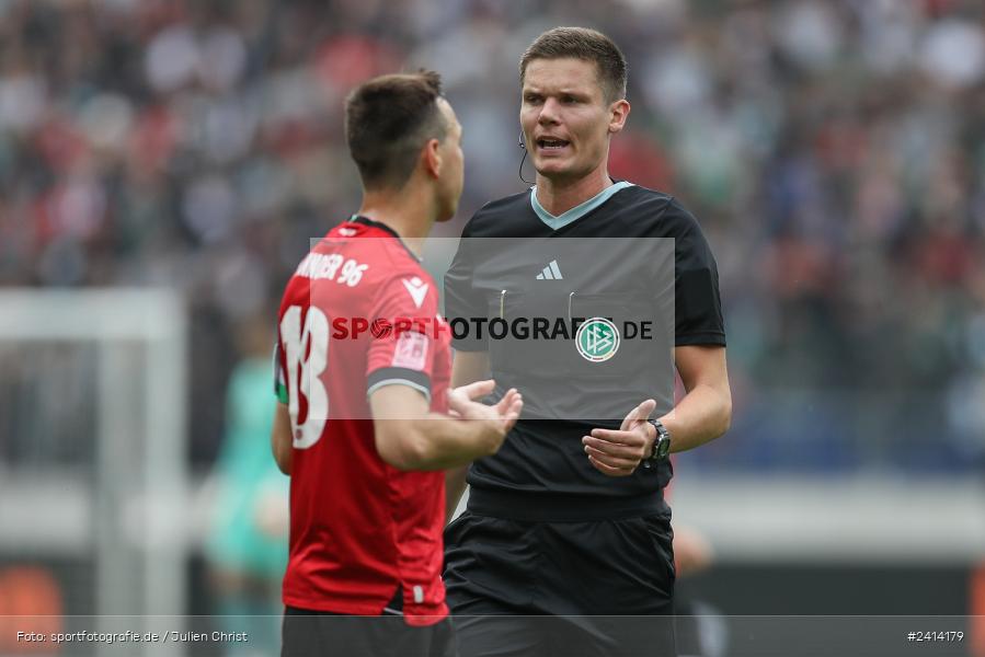 Heinz von Heiden Arena, Hannover, 02.06.2024, sport, action, DFB, Fussball, Regionalliga Nordost, Regionalliga Bayern, Relegation, Relegation zur 3. Liga, FWK, H96, FC Würzburger Kickers, Hannover 96 II - Bild-ID: 2414179