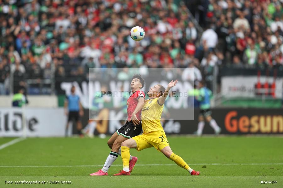 Heinz von Heiden Arena, Hannover, 02.06.2024, sport, action, DFB, Fussball, Regionalliga Nordost, Regionalliga Bayern, Relegation, Relegation zur 3. Liga, FWK, H96, FC Würzburger Kickers, Hannover 96 II - Bild-ID: 2414199