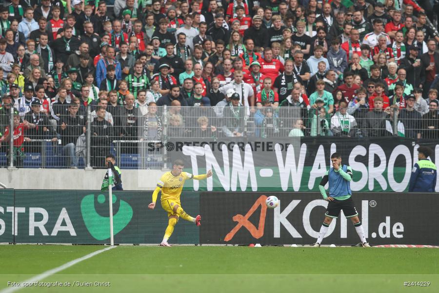 Heinz von Heiden Arena, Hannover, 02.06.2024, sport, action, DFB, Fussball, Regionalliga Nordost, Regionalliga Bayern, Relegation, Relegation zur 3. Liga, FWK, H96, FC Würzburger Kickers, Hannover 96 II - Bild-ID: 2414229