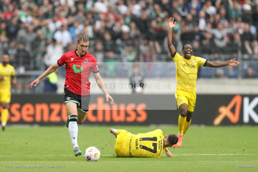 Heinz von Heiden Arena, Hannover, 02.06.2024, sport, action, DFB, Fussball, Regionalliga Nordost, Regionalliga Bayern, Relegation, Relegation zur 3. Liga, FWK, H96, FC Würzburger Kickers, Hannover 96 II - Bild-ID: 2414244 Heinz von Heiden Arena, Hannover, 02.06.2024, sport, action, DFB, Fussball, Regionalliga Nordost, Regionalliga Bayern, Relegation, Relegation zur 3. Liga, FWK, H96, FC Würzburger Kickers, Hannover 96 II - Bild-ID: 2414244