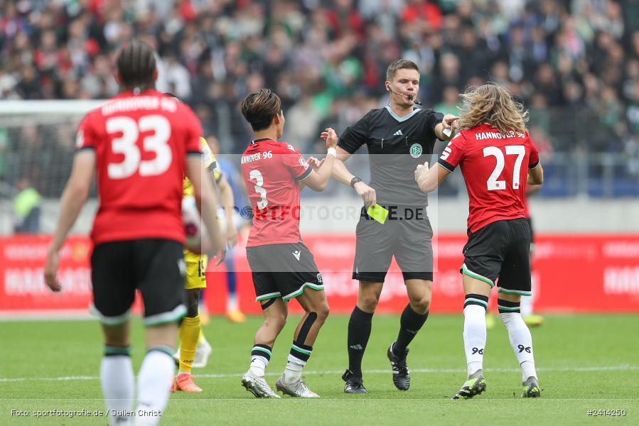 Heinz von Heiden Arena, Hannover, 02.06.2024, sport, action, DFB, Fussball, Regionalliga Nordost, Regionalliga Bayern, Relegation, Relegation zur 3. Liga, FWK, H96, FC Würzburger Kickers, Hannover 96 II - Bild-ID: 2414250 Heinz von Heiden Arena, Hannover, 02.06.2024, sport, action, DFB, Fussball, Regionalliga Nordost, Regionalliga Bayern, Relegation, Relegation zur 3. Liga, FWK, H96, FC Würzburger Kickers, Hannover 96 II - Bild-ID: 2414250