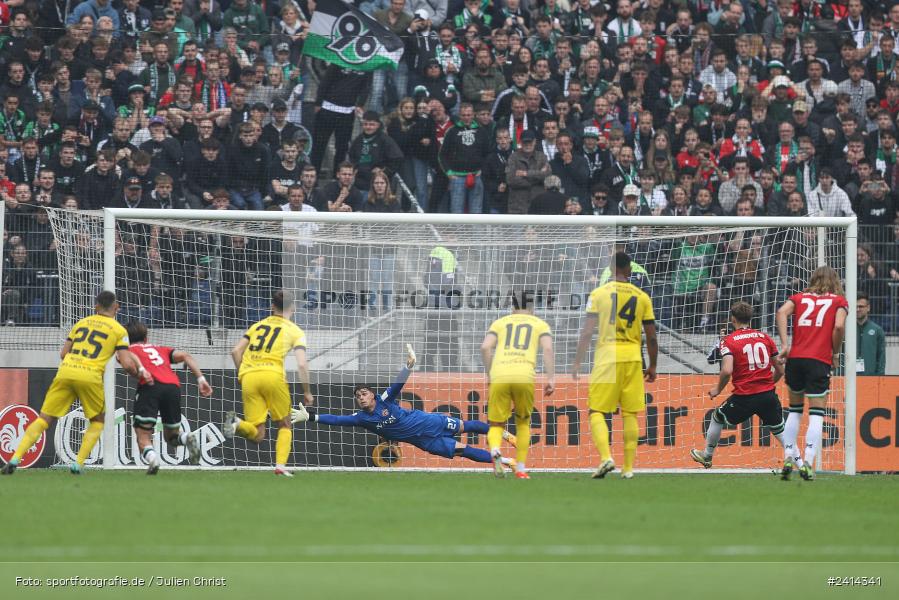 Heinz von Heiden Arena, Hannover, 02.06.2024, sport, action, DFB, Fussball, Regionalliga Nordost, Regionalliga Bayern, Relegation, Relegation zur 3. Liga, FWK, H96, FC Würzburger Kickers, Hannover 96 II - Bild-ID: 2414341 Heinz von Heiden Arena, Hannover, 02.06.2024, sport, action, DFB, Fussball, Regionalliga Nordost, Regionalliga Bayern, Relegation, Relegation zur 3. Liga, FWK, H96, FC Würzburger Kickers, Hannover 96 II - Bild-ID: 2414341