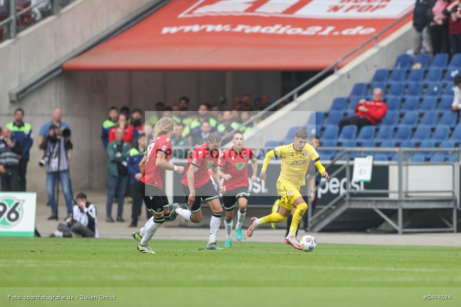 Heinz von Heiden Arena, Hannover, 02.06.2024, sport, action, DFB, Fussball, Regionalliga Nordost, Regionalliga Bayern, Relegation, Relegation zur 3. Liga, FWK, H96, FC Würzburger Kickers, Hannover 96 II - Bild-ID: 2414394 Heinz von Heiden Arena, Hannover, 02.06.2024, sport, action, DFB, Fussball, Regionalliga Nordost, Regionalliga Bayern, Relegation, Relegation zur 3. Liga, FWK, H96, FC Würzburger Kickers, Hannover 96 II - Bild-ID: 2414394