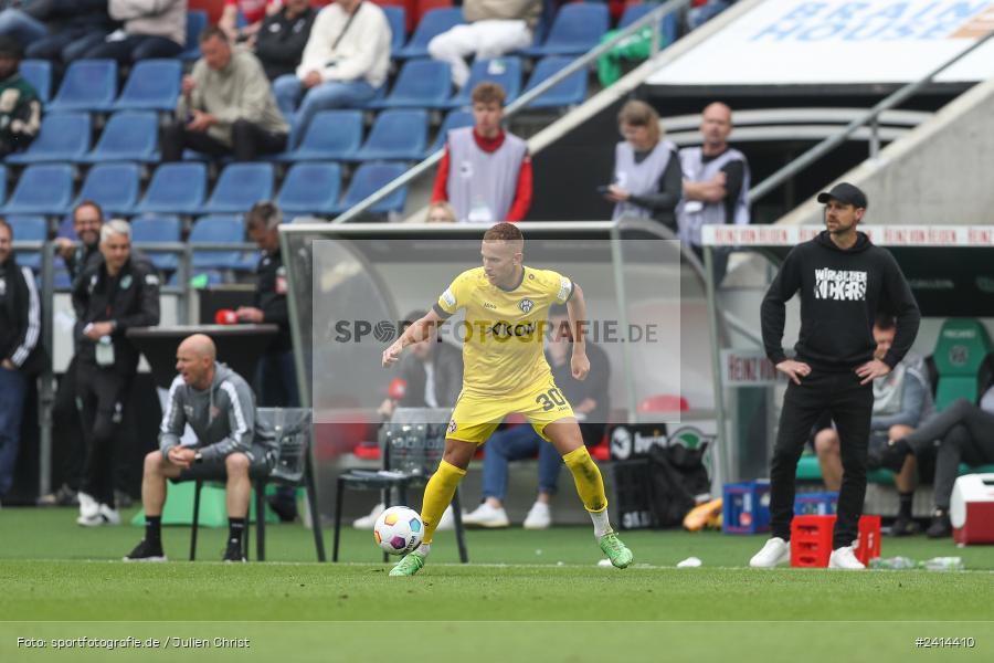 Heinz von Heiden Arena, Hannover, 02.06.2024, sport, action, DFB, Fussball, Regionalliga Nordost, Regionalliga Bayern, Relegation, Relegation zur 3. Liga, FWK, H96, FC Würzburger Kickers, Hannover 96 II - Bild-ID: 2414410