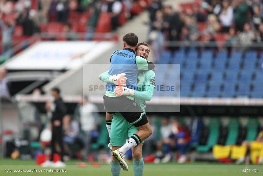 Heinz von Heiden Arena, Hannover, 02.06.2024, sport, action, DFB, Fussball, Regionalliga Nordost, Regionalliga Bayern, Relegation, Relegation zur 3. Liga, FWK, H96, FC Würzburger Kickers, Hannover 96 II - Bild-ID: 2414451