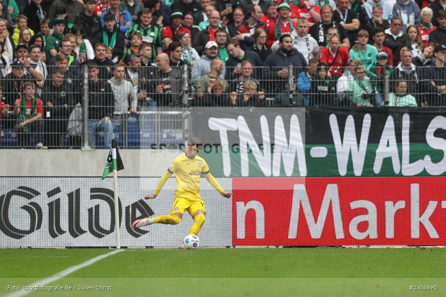 Heinz von Heiden Arena, Hannover, 02.06.2024, sport, action, DFB, Fussball, Regionalliga Nordost, Regionalliga Bayern, Relegation, Relegation zur 3. Liga, FWK, H96, FC Würzburger Kickers, Hannover 96 II - Bild-ID: 2414495