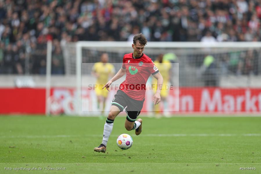 Heinz von Heiden Arena, Hannover, 02.06.2024, sport, action, DFB, Fussball, Regionalliga Nordost, Regionalliga Bayern, Relegation, Relegation zur 3. Liga, FWK, H96, FC Würzburger Kickers, Hannover 96 II - Bild-ID: 2414496