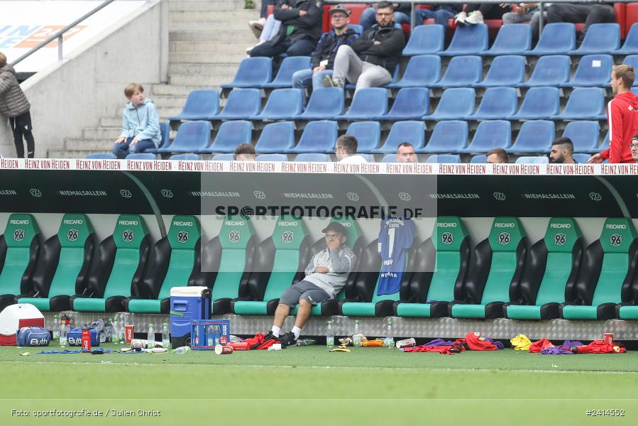 Heinz von Heiden Arena, Hannover, 02.06.2024, sport, action, DFB, Fussball, Regionalliga Nordost, Regionalliga Bayern, Relegation, Relegation zur 3. Liga, FWK, H96, FC Würzburger Kickers, Hannover 96 II - Bild-ID: 2414552 Heinz von Heiden Arena, Hannover, 02.06.2024, sport, action, DFB, Fussball, Regionalliga Nordost, Regionalliga Bayern, Relegation, Relegation zur 3. Liga, FWK, H96, FC Würzburger Kickers, Hannover 96 II - Bild-ID: 2414552