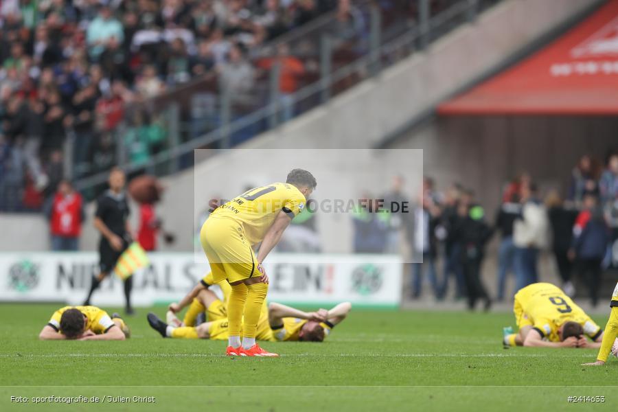 Heinz von Heiden Arena, Hannover, 02.06.2024, sport, action, DFB, Fussball, Regionalliga Nordost, Regionalliga Bayern, Relegation, Relegation zur 3. Liga, FWK, H96, FC Würzburger Kickers, Hannover 96 II - Bild-ID: 2414633 Heinz von Heiden Arena, Hannover, 02.06.2024, sport, action, DFB, Fussball, Regionalliga Nordost, Regionalliga Bayern, Relegation, Relegation zur 3. Liga, FWK, H96, FC Würzburger Kickers, Hannover 96 II - Bild-ID: 2414633