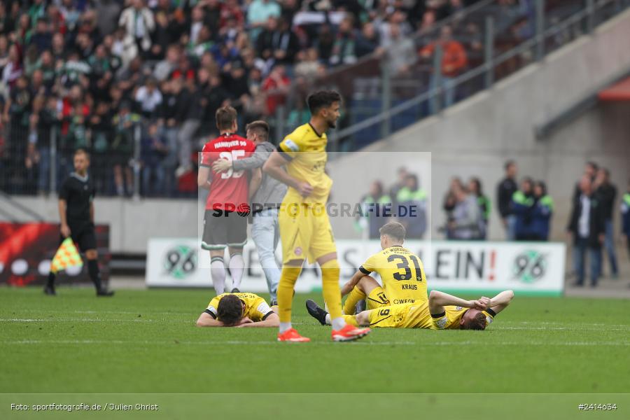 Heinz von Heiden Arena, Hannover, 02.06.2024, sport, action, DFB, Fussball, Regionalliga Nordost, Regionalliga Bayern, Relegation, Relegation zur 3. Liga, FWK, H96, FC Würzburger Kickers, Hannover 96 II - Bild-ID: 2414634 Heinz von Heiden Arena, Hannover, 02.06.2024, sport, action, DFB, Fussball, Regionalliga Nordost, Regionalliga Bayern, Relegation, Relegation zur 3. Liga, FWK, H96, FC Würzburger Kickers, Hannover 96 II - Bild-ID: 2414634