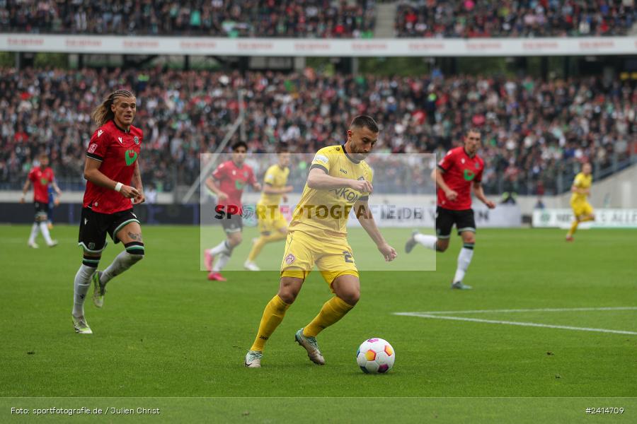 Heinz von Heiden Arena, Hannover, 02.06.2024, sport, action, DFB, Fussball, Regionalliga Nordost, Regionalliga Bayern, Relegation, Relegation zur 3. Liga, FWK, H96, FC Würzburger Kickers, Hannover 96 II - Bild-ID: 2414709 Heinz von Heiden Arena, Hannover, 02.06.2024, sport, action, DFB, Fussball, Regionalliga Nordost, Regionalliga Bayern, Relegation, Relegation zur 3. Liga, FWK, H96, FC Würzburger Kickers, Hannover 96 II - Bild-ID: 2414709