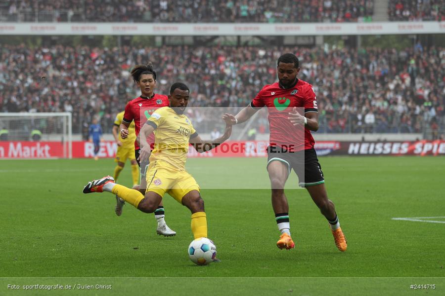 Heinz von Heiden Arena, Hannover, 02.06.2024, sport, action, DFB, Fussball, Regionalliga Nordost, Regionalliga Bayern, Relegation, Relegation zur 3. Liga, FWK, H96, FC Würzburger Kickers, Hannover 96 II - Bild-ID: 2414715 Heinz von Heiden Arena, Hannover, 02.06.2024, sport, action, DFB, Fussball, Regionalliga Nordost, Regionalliga Bayern, Relegation, Relegation zur 3. Liga, FWK, H96, FC Würzburger Kickers, Hannover 96 II - Bild-ID: 2414715