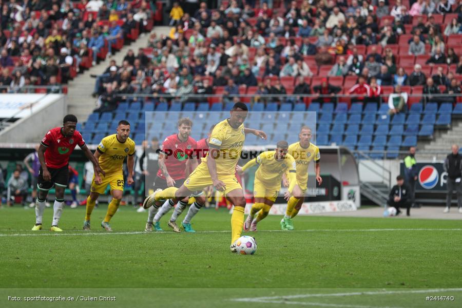 Heinz von Heiden Arena, Hannover, 02.06.2024, sport, action, DFB, Fussball, Regionalliga Nordost, Regionalliga Bayern, Relegation, Relegation zur 3. Liga, FWK, H96, FC Würzburger Kickers, Hannover 96 II - Bild-ID: 2414740 Heinz von Heiden Arena, Hannover, 02.06.2024, sport, action, DFB, Fussball, Regionalliga Nordost, Regionalliga Bayern, Relegation, Relegation zur 3. Liga, FWK, H96, FC Würzburger Kickers, Hannover 96 II - Bild-ID: 2414740
