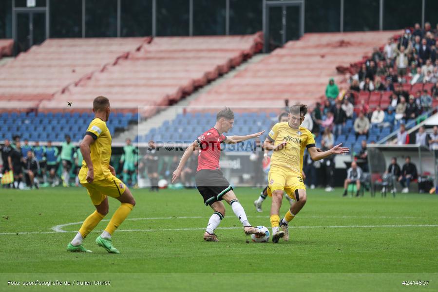 Heinz von Heiden Arena, Hannover, 02.06.2024, sport, action, DFB, Fussball, Regionalliga Nordost, Regionalliga Bayern, Relegation, Relegation zur 3. Liga, FWK, H96, FC Würzburger Kickers, Hannover 96 II - Bild-ID: 2414807 Heinz von Heiden Arena, Hannover, 02.06.2024, sport, action, DFB, Fussball, Regionalliga Nordost, Regionalliga Bayern, Relegation, Relegation zur 3. Liga, FWK, H96, FC Würzburger Kickers, Hannover 96 II - Bild-ID: 2414807