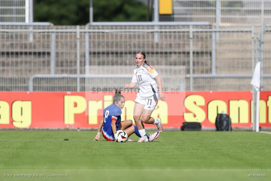 Stadion am Schönbusch, Aschaffenburg, 08.06.2024, sport, action, DFB, Fussball, Juniorinnen, Womens U16, Länderspiel, GER, USA, Deutschland - Bild-ID: 2414898