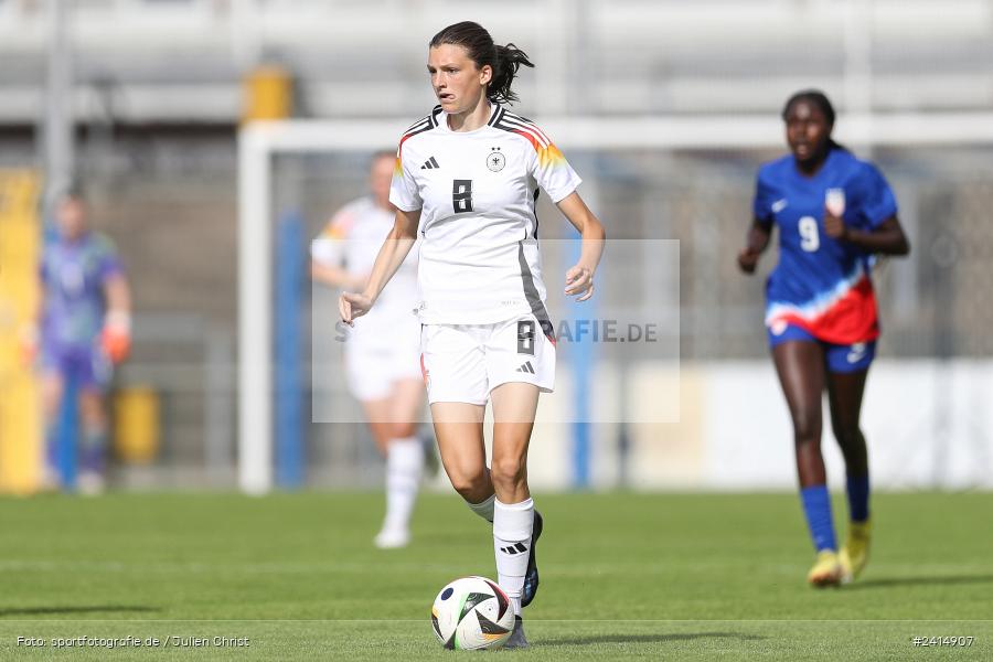 Stadion am Schönbusch, Aschaffenburg, 08.06.2024, sport, action, DFB, Fussball, Juniorinnen, Womens U16, Länderspiel, GER, USA, Deutschland - Bild-ID: 2414907