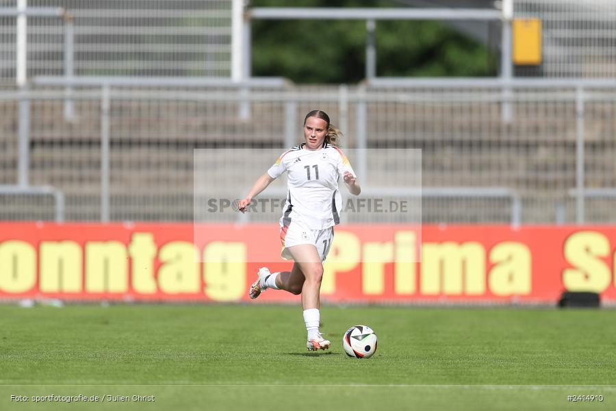 Stadion am Schönbusch, Aschaffenburg, 08.06.2024, sport, action, DFB, Fussball, Juniorinnen, Womens U16, Länderspiel, GER, USA, Deutschland - Bild-ID: 2414910