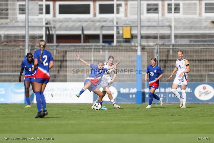 Stadion am Schönbusch, Aschaffenburg, 08.06.2024, sport, action, DFB, Fussball, Juniorinnen, Womens U16, Länderspiel, GER, USA, Deutschland - Bild-ID: 2414931