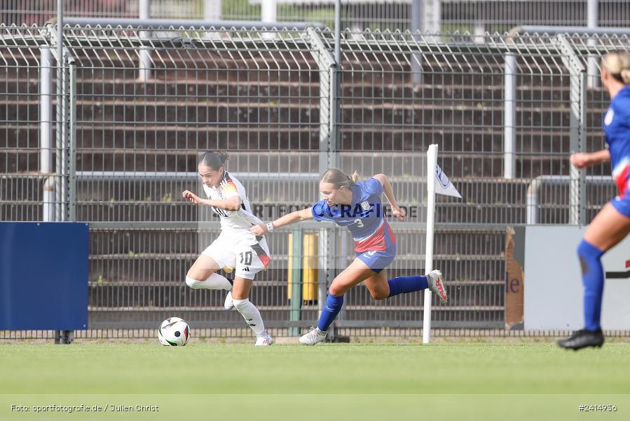 Stadion am Schönbusch, Aschaffenburg, 08.06.2024, sport, action, DFB, Fussball, Juniorinnen, Womens U16, Länderspiel, GER, USA, Deutschland - Bild-ID: 2414936 Stadion am Schönbusch, Aschaffenburg, 08.06.2024, sport, action, DFB, Fussball, Juniorinnen, Womens U16, Länderspiel, GER, USA, Deutschland - Bild-ID: 2414936