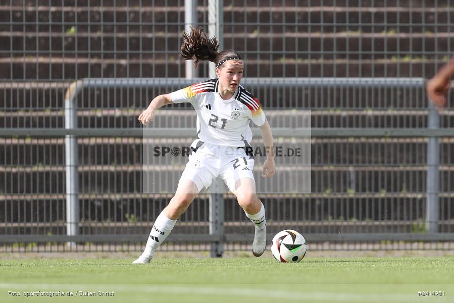 Stadion am Schönbusch, Aschaffenburg, 08.06.2024, sport, action, DFB, Fussball, Juniorinnen, Womens U16, Länderspiel, GER, USA, Deutschland - Bild-ID: 2414951