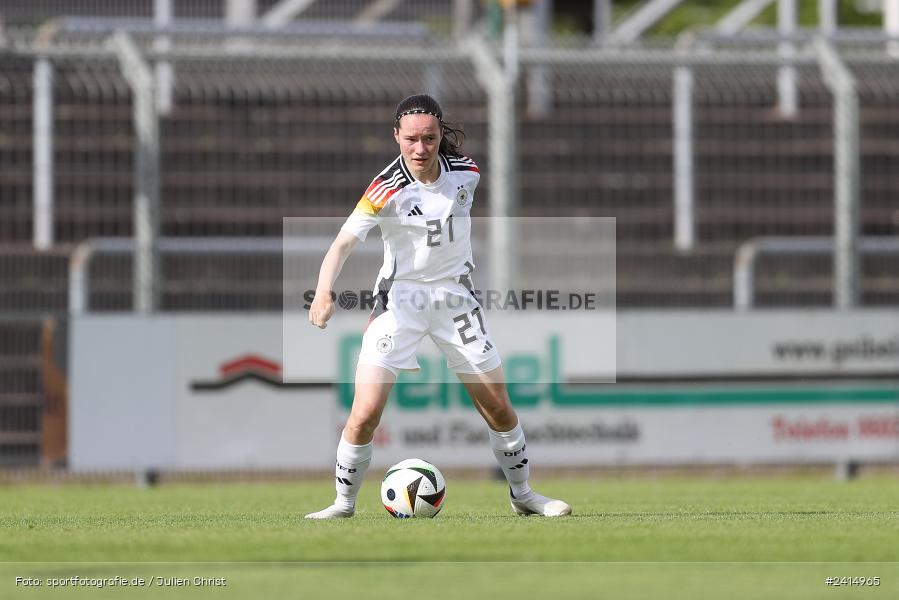 Stadion am Schönbusch, Aschaffenburg, 08.06.2024, sport, action, DFB, Fussball, Juniorinnen, Womens U16, Länderspiel, GER, USA, Deutschland - Bild-ID: 2414965 Stadion am Schönbusch, Aschaffenburg, 08.06.2024, sport, action, DFB, Fussball, Juniorinnen, Womens U16, Länderspiel, GER, USA, Deutschland - Bild-ID: 2414965