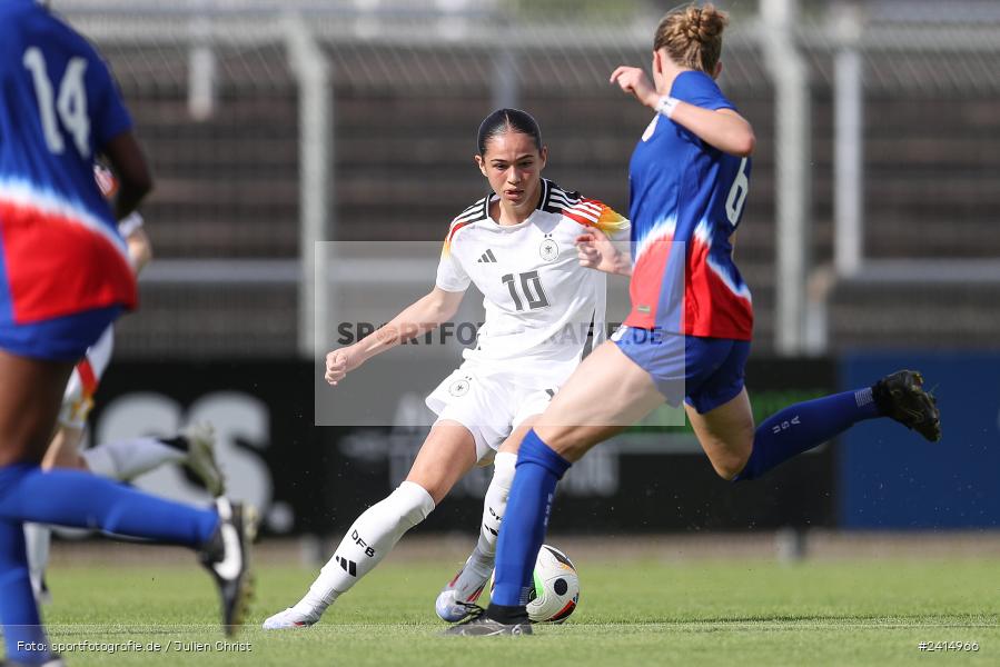 Stadion am Schönbusch, Aschaffenburg, 08.06.2024, sport, action, DFB, Fussball, Juniorinnen, Womens U16, Länderspiel, GER, USA, Deutschland - Bild-ID: 2414966 Stadion am Schönbusch, Aschaffenburg, 08.06.2024, sport, action, DFB, Fussball, Juniorinnen, Womens U16, Länderspiel, GER, USA, Deutschland - Bild-ID: 2414966