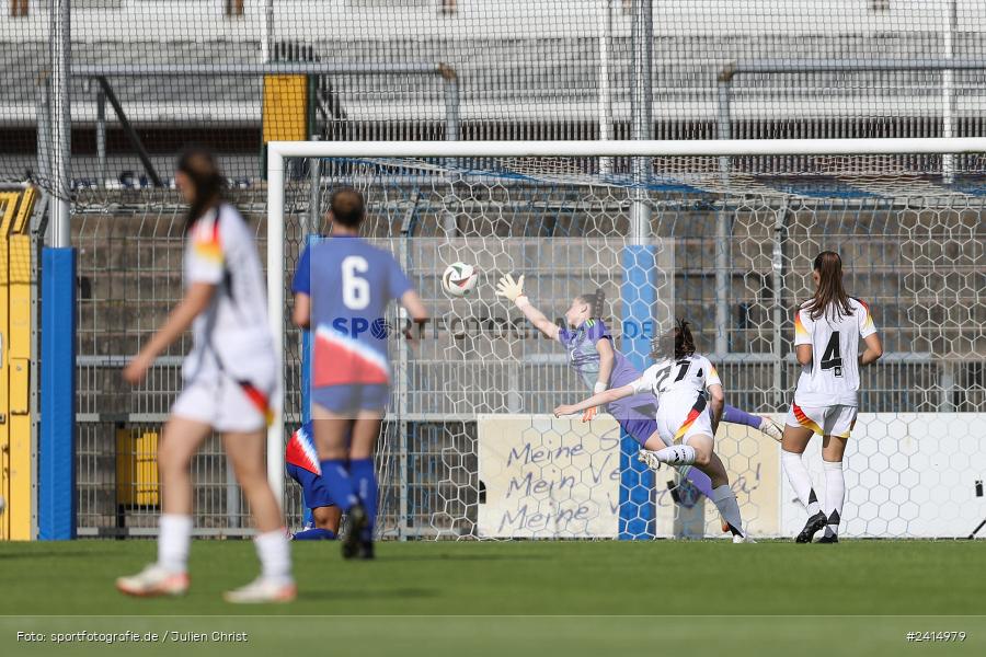 Stadion am Schönbusch, Aschaffenburg, 08.06.2024, sport, action, DFB, Fussball, Juniorinnen, Womens U16, Länderspiel, GER, USA, Deutschland - Bild-ID: 2414979 Stadion am Schönbusch, Aschaffenburg, 08.06.2024, sport, action, DFB, Fussball, Juniorinnen, Womens U16, Länderspiel, GER, USA, Deutschland - Bild-ID: 2414979
