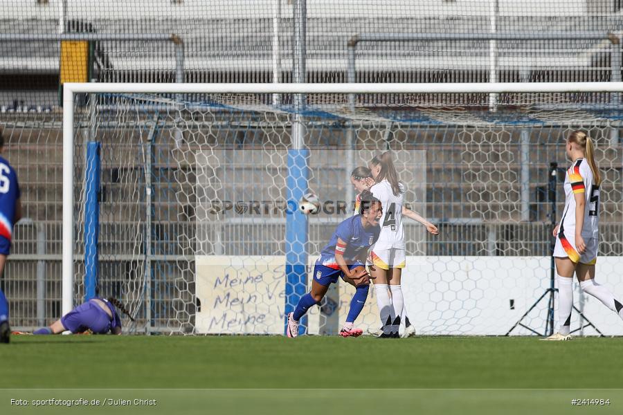 Stadion am Schönbusch, Aschaffenburg, 08.06.2024, sport, action, DFB, Fussball, Juniorinnen, Womens U16, Länderspiel, GER, USA, Deutschland - Bild-ID: 2414984 Stadion am Schönbusch, Aschaffenburg, 08.06.2024, sport, action, DFB, Fussball, Juniorinnen, Womens U16, Länderspiel, GER, USA, Deutschland - Bild-ID: 2414984