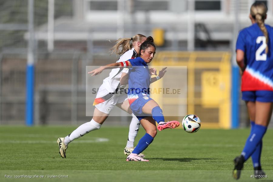 Stadion am Schönbusch, Aschaffenburg, 08.06.2024, sport, action, DFB, Fussball, Juniorinnen, Womens U16, Länderspiel, GER, USA, Deutschland - Bild-ID: 2415008