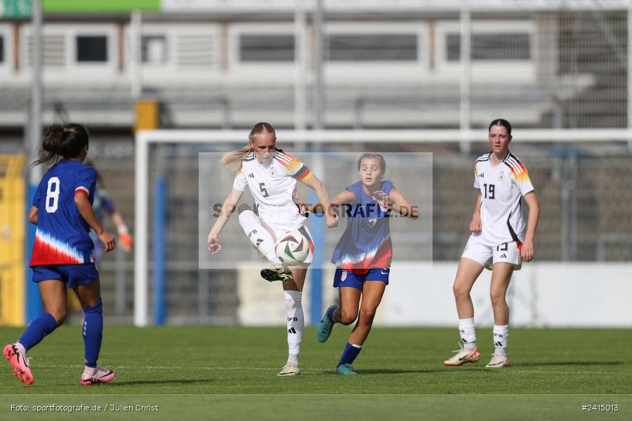 Stadion am Schönbusch, Aschaffenburg, 08.06.2024, sport, action, DFB, Fussball, Juniorinnen, Womens U16, Länderspiel, GER, USA, Deutschland - Bild-ID: 2415013