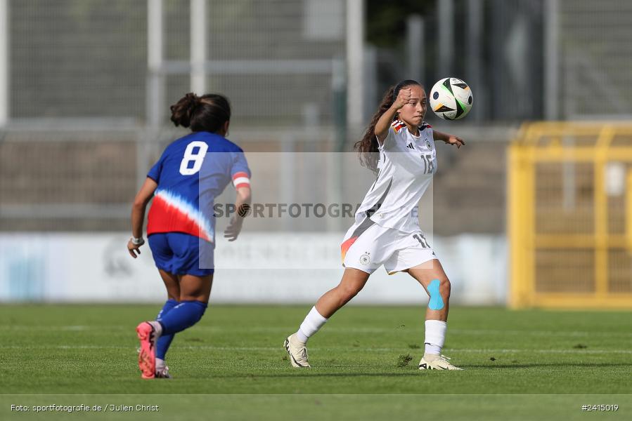 Stadion am Schönbusch, Aschaffenburg, 08.06.2024, sport, action, DFB, Fussball, Juniorinnen, Womens U16, Länderspiel, GER, USA, Deutschland - Bild-ID: 2415019