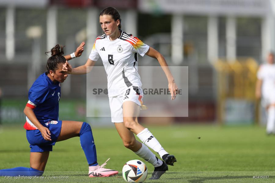Stadion am Schönbusch, Aschaffenburg, 08.06.2024, sport, action, DFB, Fussball, Juniorinnen, Womens U16, Länderspiel, GER, USA, Deutschland - Bild-ID: 2415037