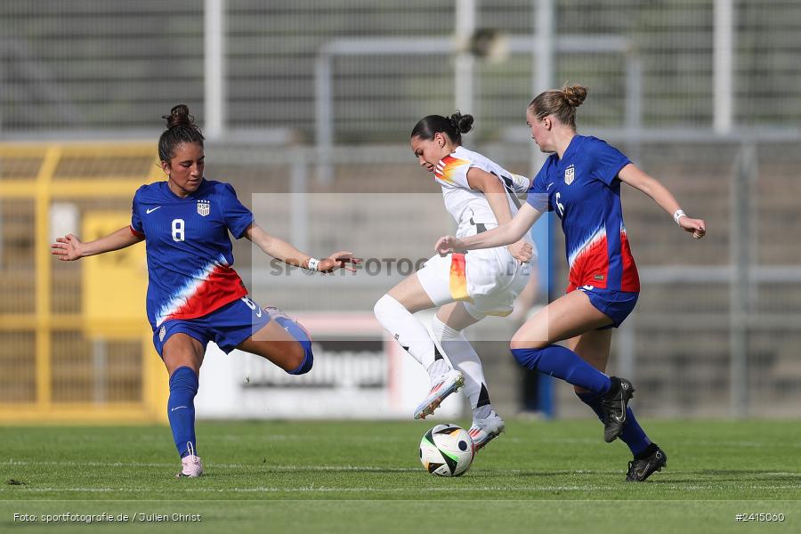 Stadion am Schönbusch, Aschaffenburg, 08.06.2024, sport, action, DFB, Fussball, Juniorinnen, Womens U16, Länderspiel, GER, USA, Deutschland - Bild-ID: 2415060 Stadion am Schönbusch, Aschaffenburg, 08.06.2024, sport, action, DFB, Fussball, Juniorinnen, Womens U16, Länderspiel, GER, USA, Deutschland - Bild-ID: 2415060