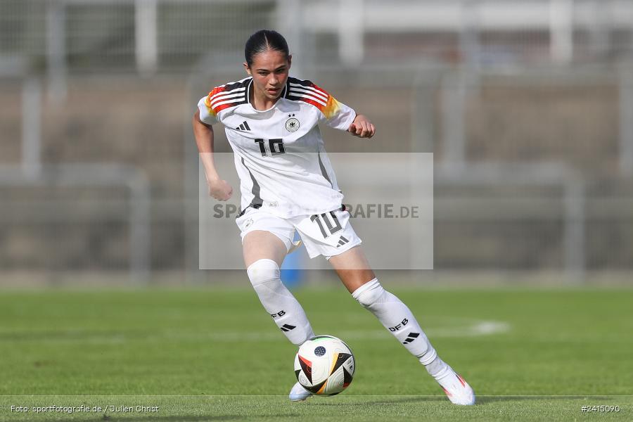 Stadion am Schönbusch, Aschaffenburg, 08.06.2024, sport, action, DFB, Fussball, Juniorinnen, Womens U16, Länderspiel, GER, USA, Deutschland - Bild-ID: 2415090 Stadion am Schönbusch, Aschaffenburg, 08.06.2024, sport, action, DFB, Fussball, Juniorinnen, Womens U16, Länderspiel, GER, USA, Deutschland - Bild-ID: 2415090