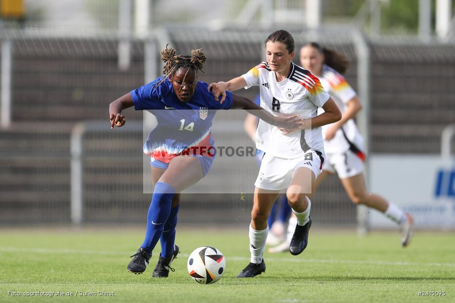 Stadion am Schönbusch, Aschaffenburg, 08.06.2024, sport, action, DFB, Fussball, Juniorinnen, Womens U16, Länderspiel, GER, USA, Deutschland - Bild-ID: 2415093