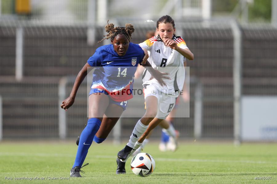 Stadion am Schönbusch, Aschaffenburg, 08.06.2024, sport, action, DFB, Fussball, Juniorinnen, Womens U16, Länderspiel, GER, USA, Deutschland - Bild-ID: 2415097