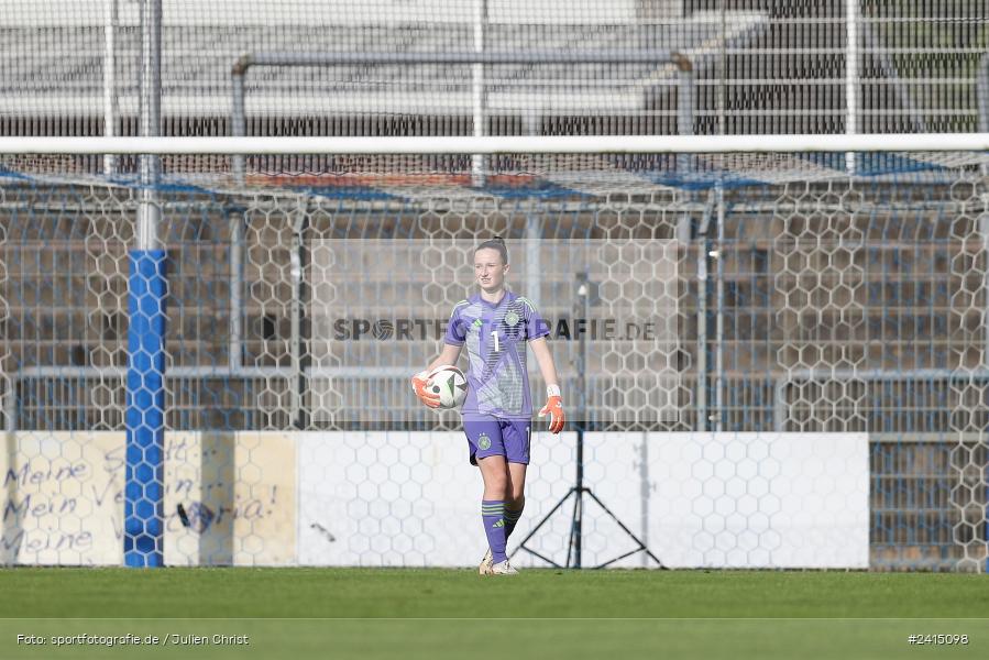 Stadion am Schönbusch, Aschaffenburg, 08.06.2024, sport, action, DFB, Fussball, Juniorinnen, Womens U16, Länderspiel, GER, USA, Deutschland - Bild-ID: 2415098