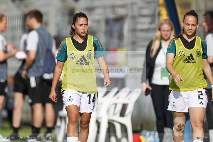 Stadion am Schönbusch, Aschaffenburg, 08.06.2024, sport, action, DFB, Fussball, Juniorinnen, Womens U16, Länderspiel, GER, USA, Deutschland - Bild-ID: 2415104 Stadion am Schönbusch, Aschaffenburg, 08.06.2024, sport, action, DFB, Fussball, Juniorinnen, Womens U16, Länderspiel, GER, USA, Deutschland - Bild-ID: 2415104