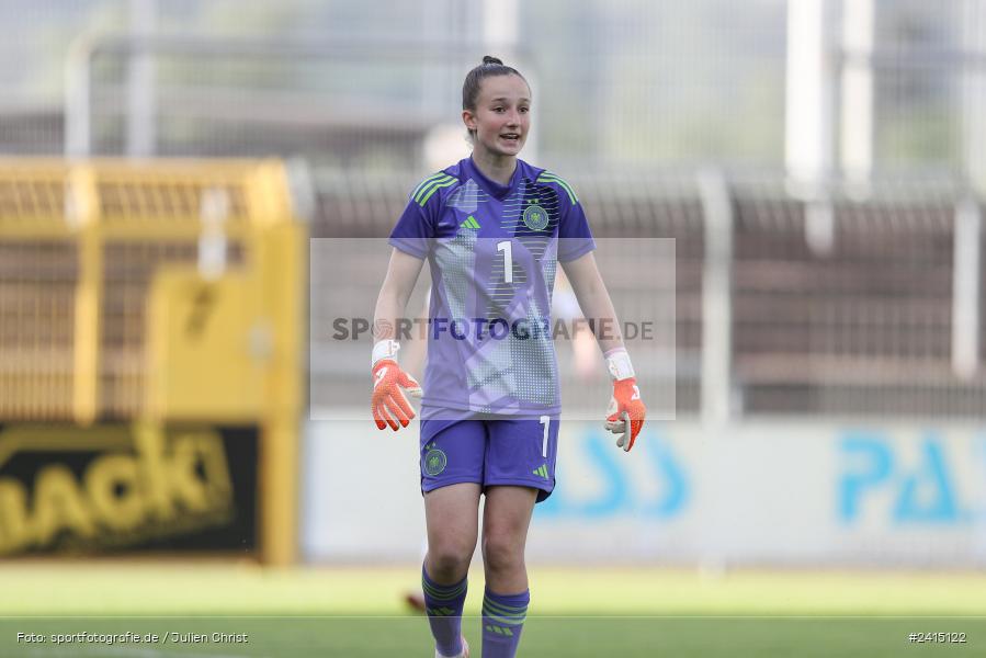 Stadion am Schönbusch, Aschaffenburg, 08.06.2024, sport, action, DFB, Fussball, Juniorinnen, Womens U16, Länderspiel, GER, USA, Deutschland - Bild-ID: 2415122
