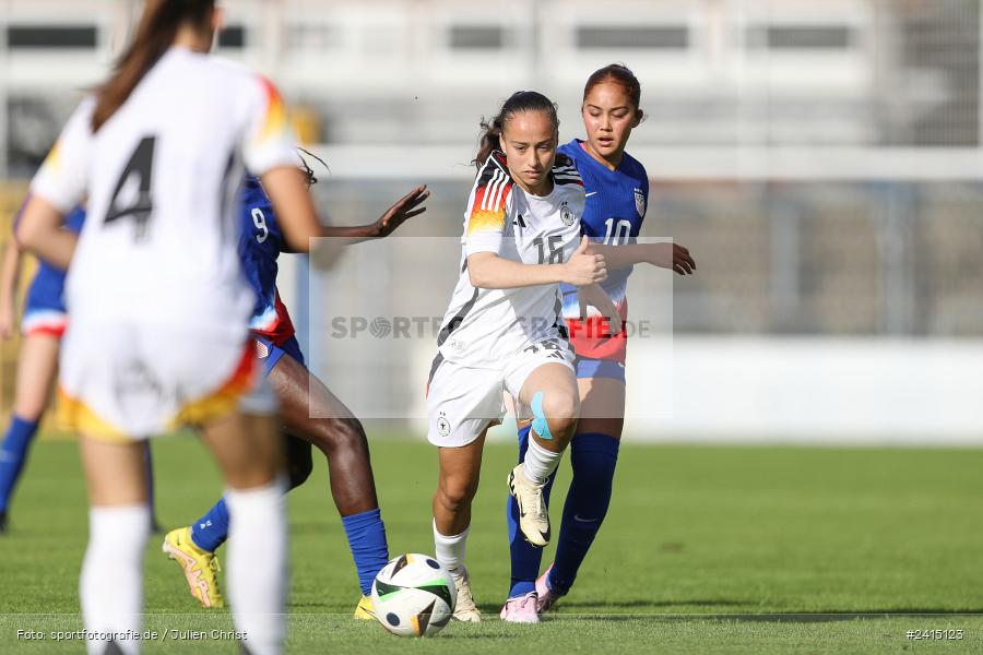 Stadion am Schönbusch, Aschaffenburg, 08.06.2024, sport, action, DFB, Fussball, Juniorinnen, Womens U16, Länderspiel, GER, USA, Deutschland - Bild-ID: 2415123