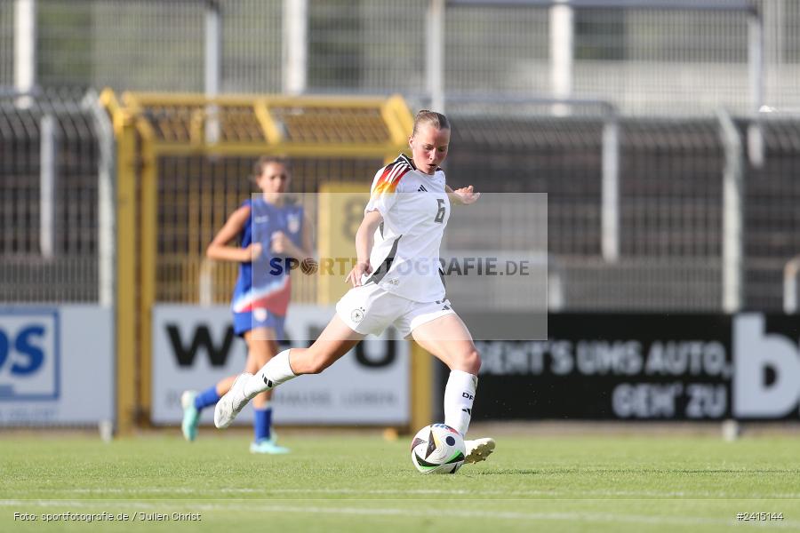 Stadion am Schönbusch, Aschaffenburg, 08.06.2024, sport, action, DFB, Fussball, Juniorinnen, Womens U16, Länderspiel, GER, USA, Deutschland - Bild-ID: 2415144