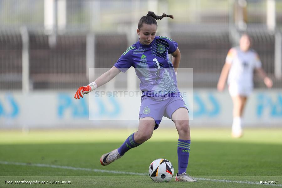 Stadion am Schönbusch, Aschaffenburg, 08.06.2024, sport, action, DFB, Fussball, Juniorinnen, Womens U16, Länderspiel, GER, USA, Deutschland - Bild-ID: 2415152